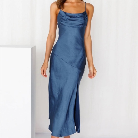 Hello Molly Dresses & Skirts - Hello Molly Midnight Blue Midi Dress